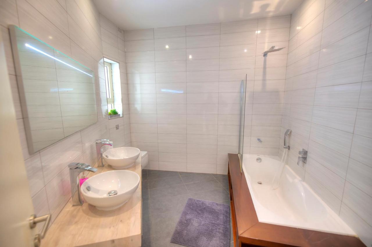 Spacious 4 Bedrooms With Sea View Balcony Goslm-3 Sliema Exterior foto